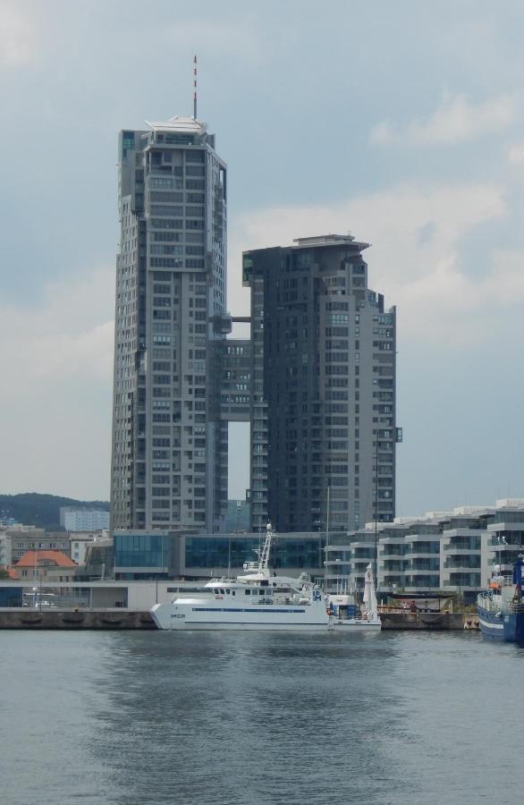 Ajk Apartament W Sea Towers 그디니아 외부 사진